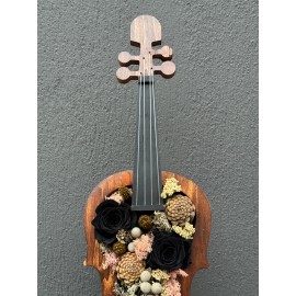 DEKORATİF AHŞAP KEMAN SİYAH SOLMAYAN GÜL